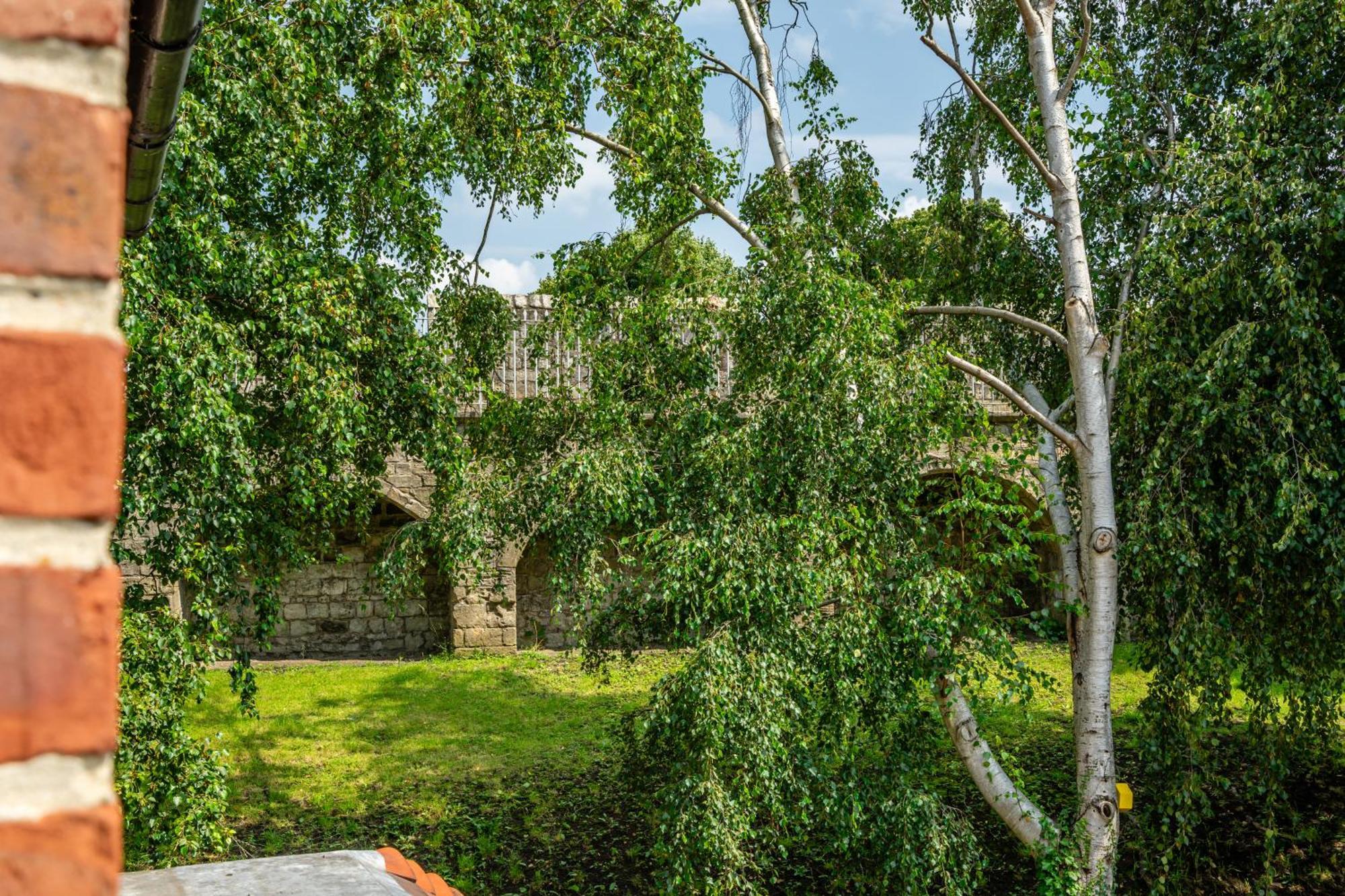 Villa 16 Hunt Court York Esterno foto